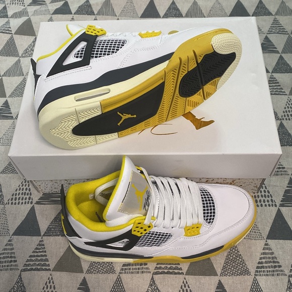 Air Jordan Aj4 Unisex Retro Sneakers White Orange Yellow - Picture 5 of 7